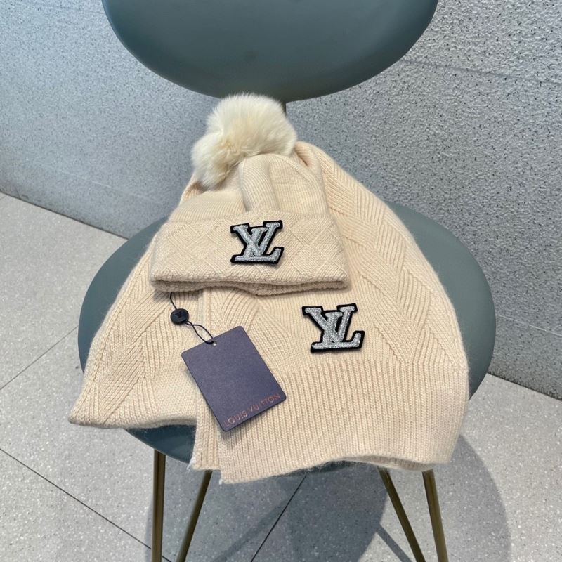 Louis Vuitton Caps Scarfs